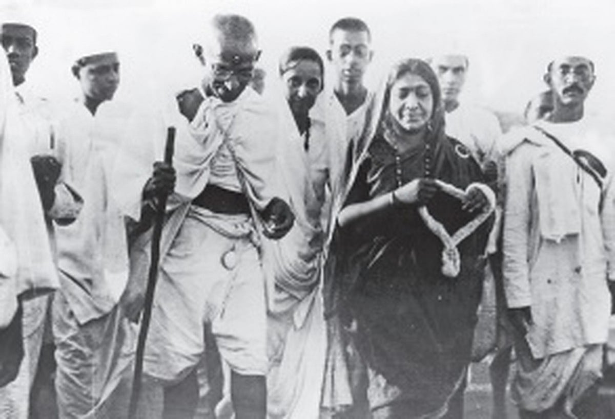 Gandhi and Sarojini Naidu during the Salt March of 1930, protesting against the British government’s monopoly on salt production