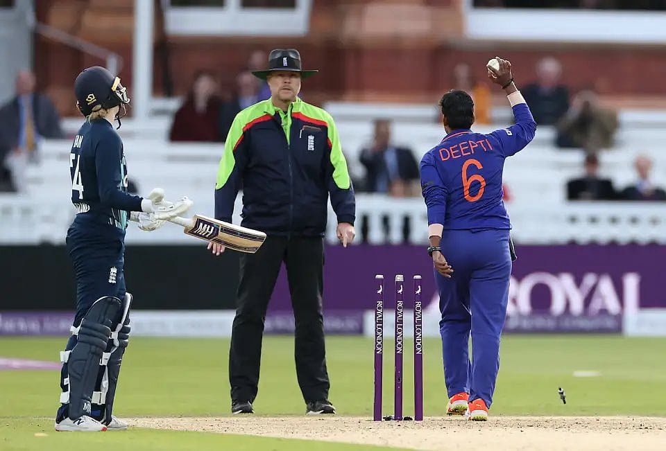 The bowler is a second-class citizen in the commonwealth of cricket