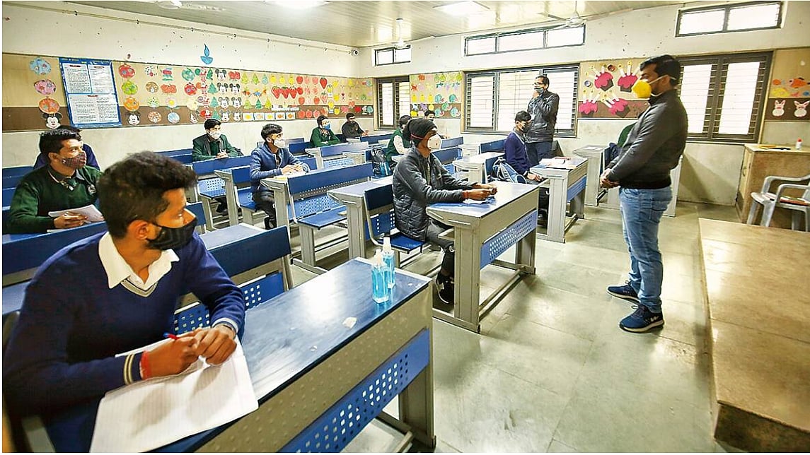 Delhi govt ‘merges’ close to 100 schools, fails to inform parents