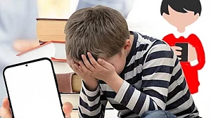 Mobile touchscreens, AI voices messing up children's brains