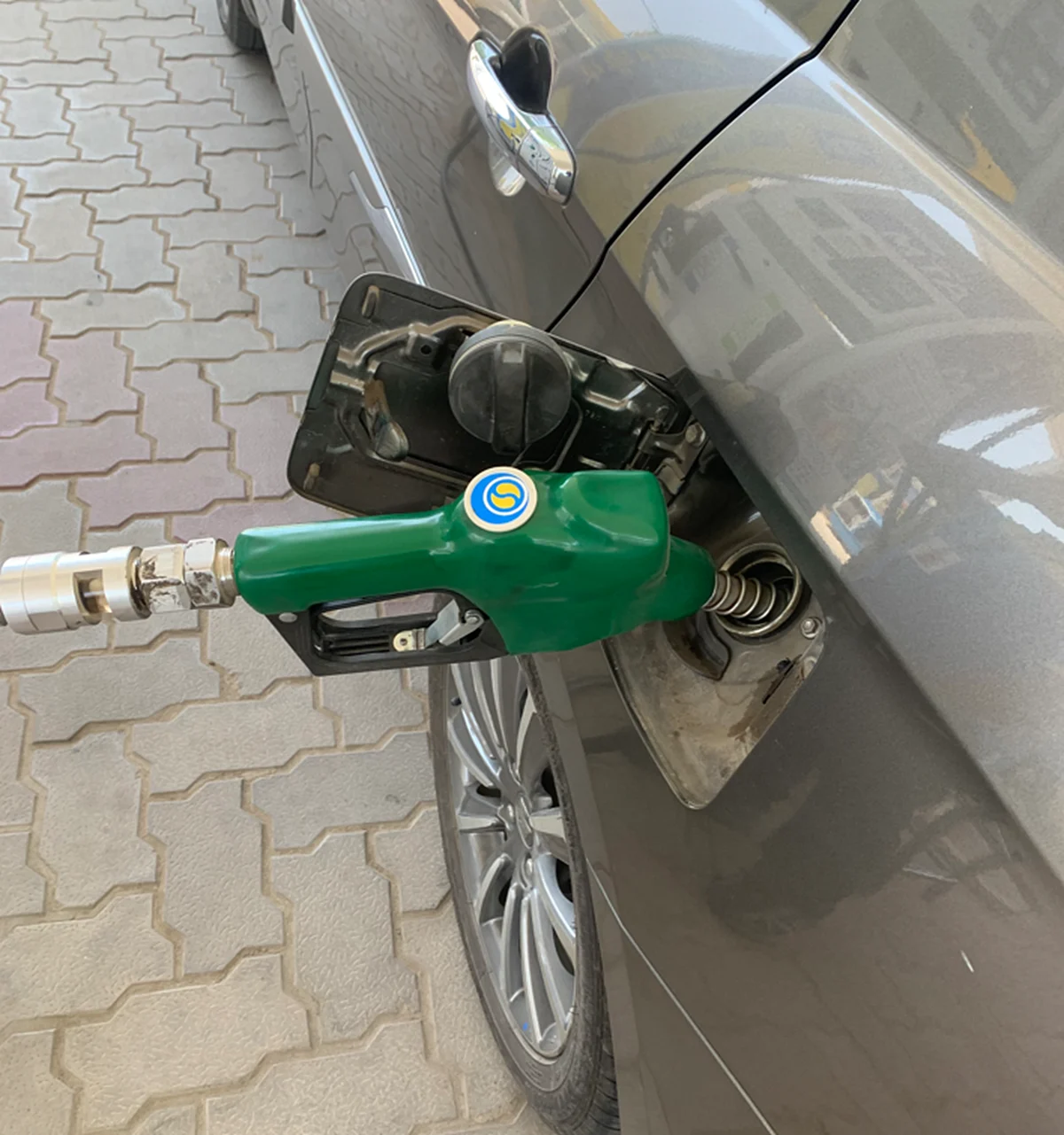 No petrol, diesel in Delhi without PUC from Oct 25: Gopal Rai