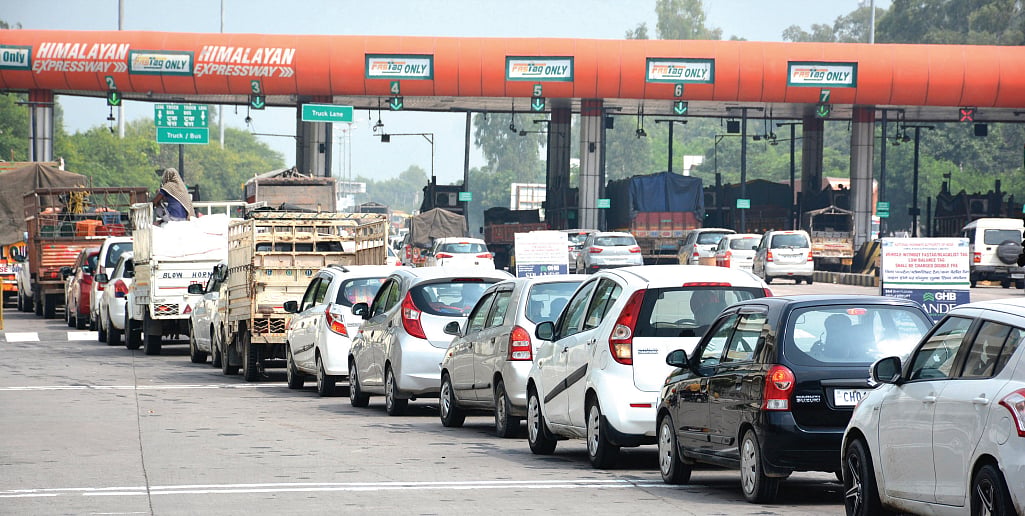 A toll plaza on Panchkula-Shimla highway (Photo: Getty Images)