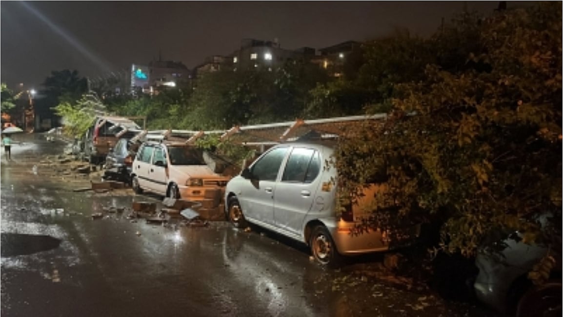 Heavy rain batters Bengaluru, yellow alert issued for 3 days
