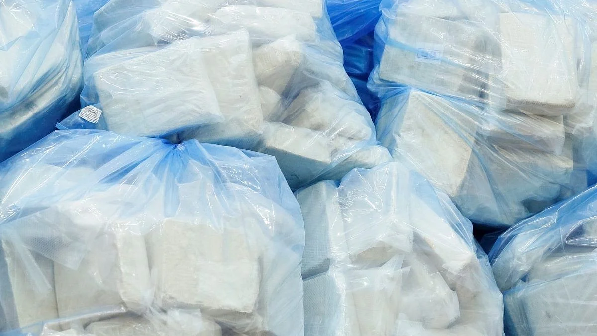 Gujarat: Coast Guard, ATS seize Rs 360 cr worth heroin from Pakistani boat off state coast