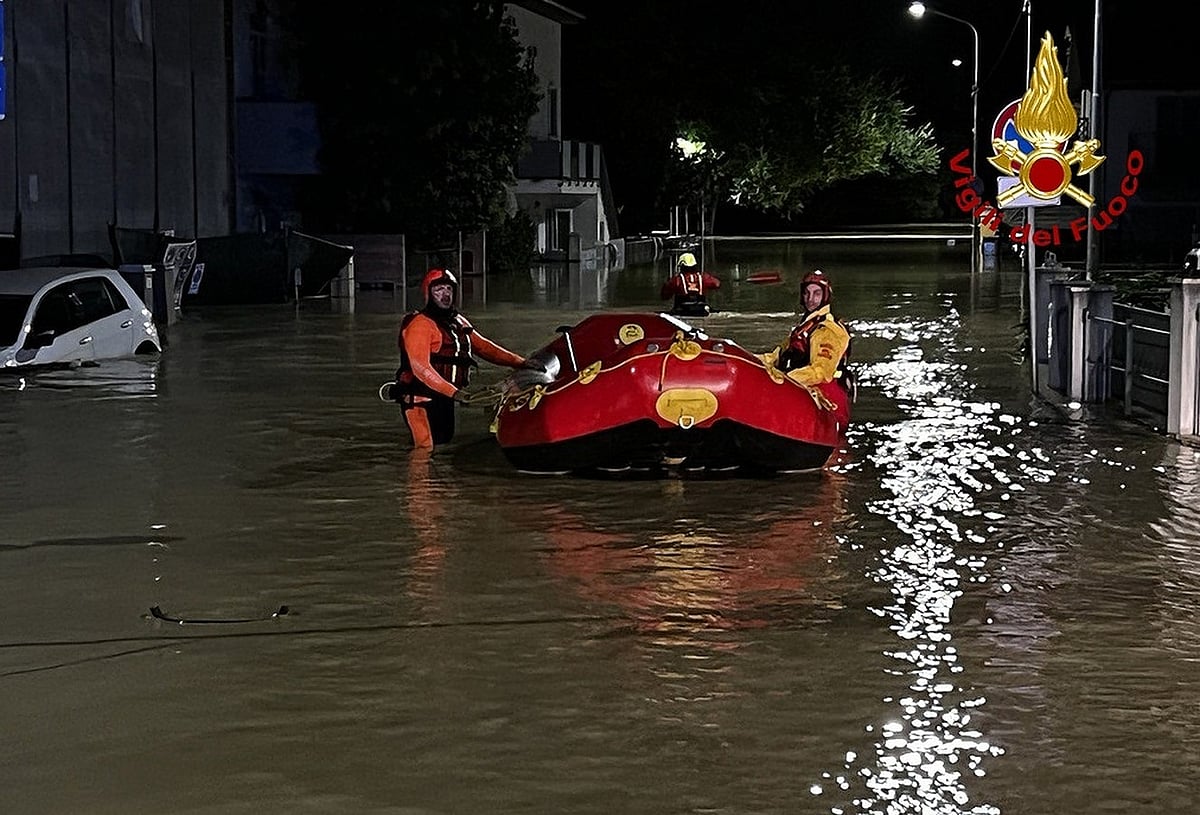 Severe weather lashes Italy, dozens injured
