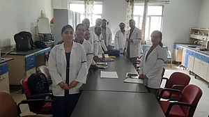 Doctors in Delhi wear black ribbon in solidarity with Haryana MBBS students protesting bond fee