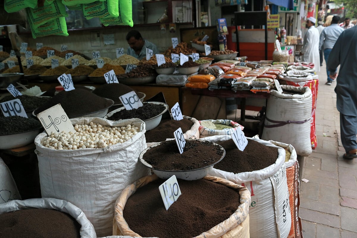 Wholesale inflation eases to 8.39%, consumers may not benefit