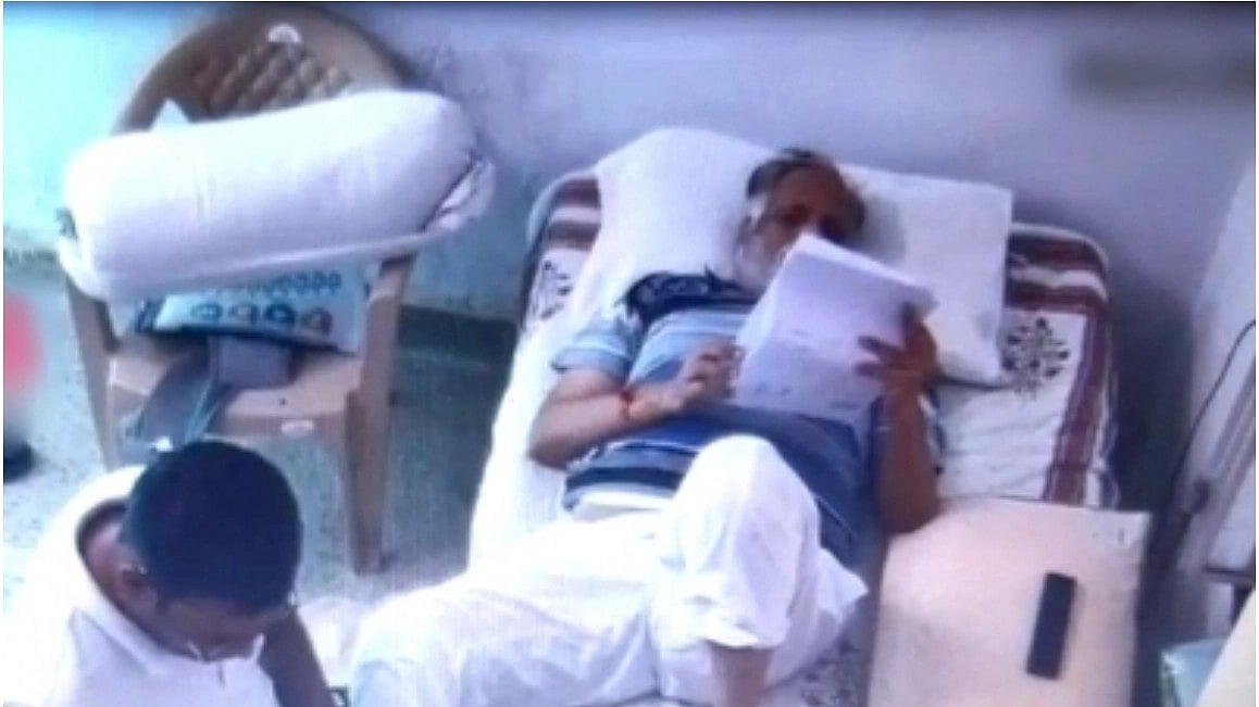 Video from inside Tihar jail shows Satyendar Jain getting foot massage