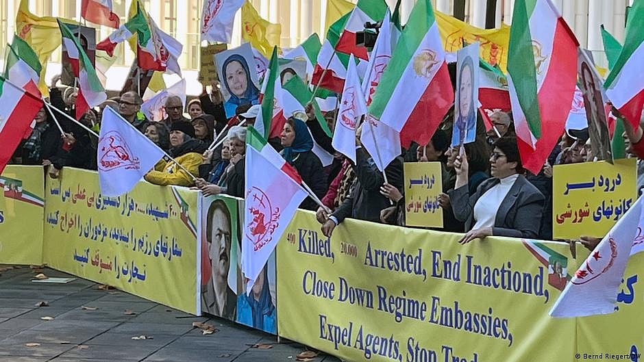 Rights group says more than 6,100 killed in Iran protest crackdown