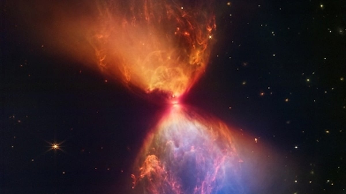 NASA's Webb reveals molecular, chemical profile of distant world's skies