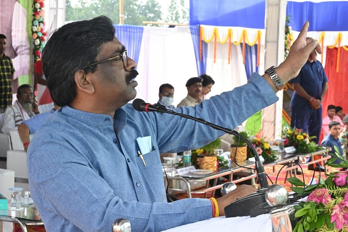 Mining lease row: SC allows appeals of Jharkhand govt, Soren; set aside HC order