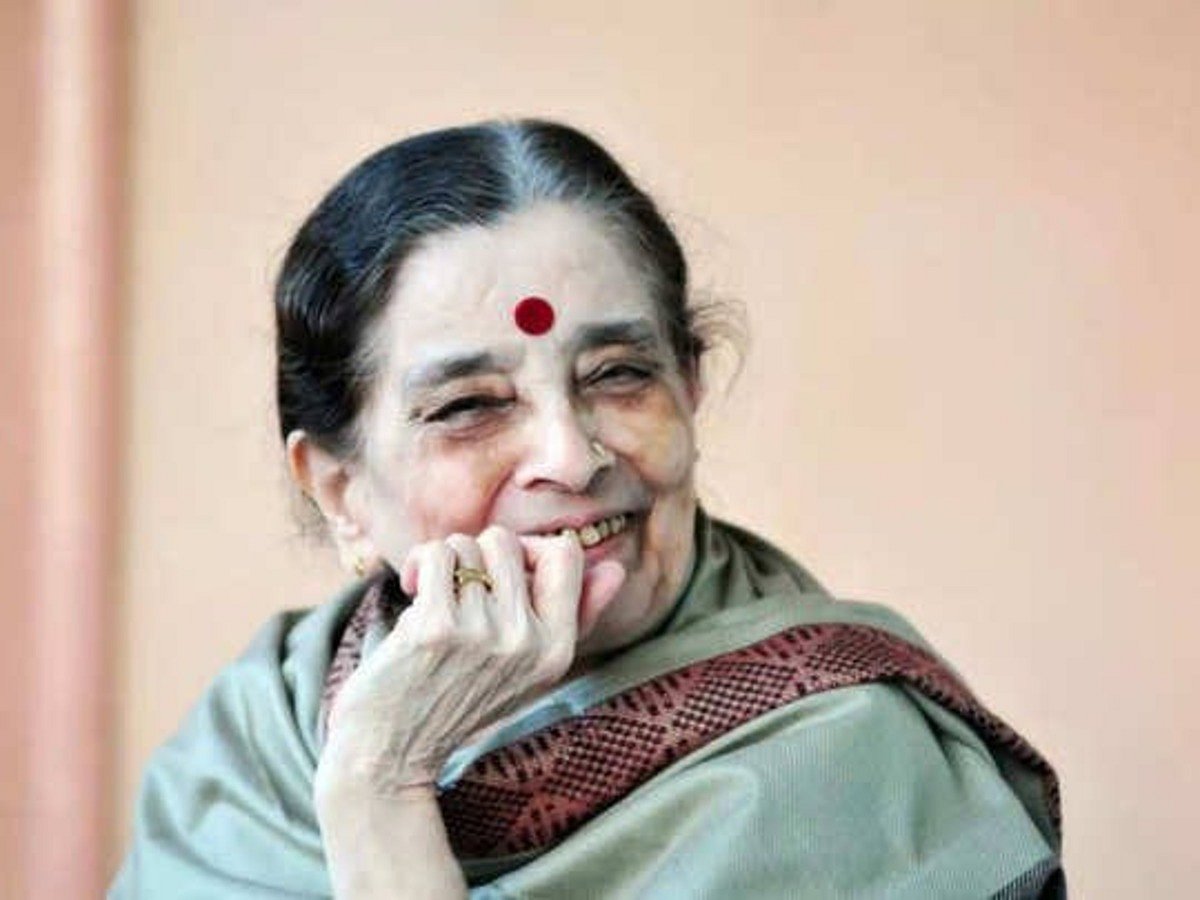 `Lavani Queen' singer Sulochana Chavan passes away at 92