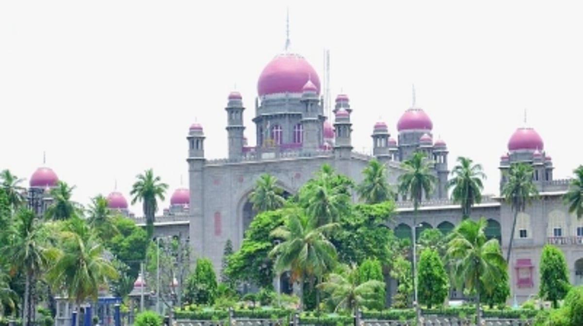 Telangana HC transfers MLAs poaching case to CBI