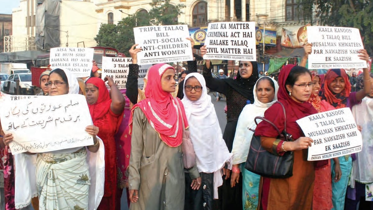 Muslim women protest against the Modi government’s triple talaq bill in Kolkata on 10 January 2019. (Photo: Getty Images)