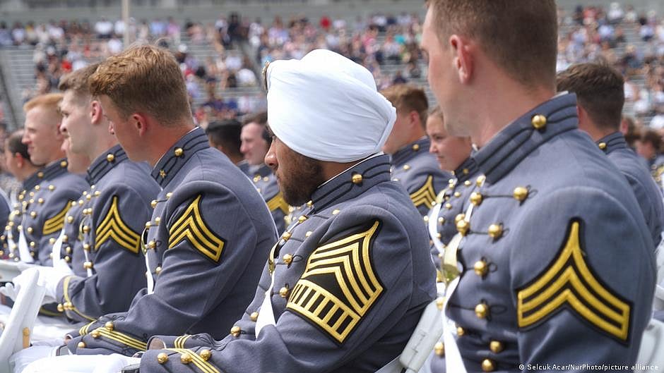 US Marines must allow Sikh recruits with beards, court rules
