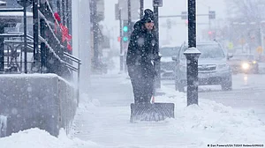 More rain, snow hit California as storm continues