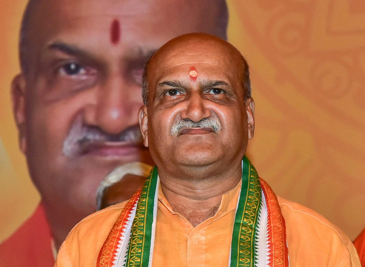 Sri Rama Sene chief Pramod Muthalik intends to contest Karnataka election; says he will correct BJP