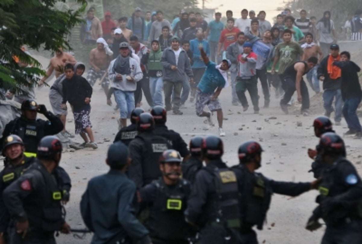 Peru's new President seeks early polls amid intensified protests
