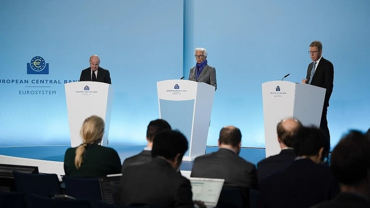 A President of the European Central Bank (ECB) Christine Lagarde (C) attends a press conference in Frankfurt, Germany, December 15, 2022. (ECB/Handout via Xinhua/IANS)