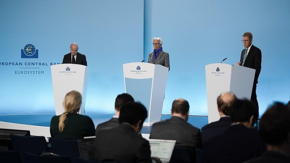 A President of the European Central Bank (ECB) Christine Lagarde (C) attends a press conference in Frankfurt, Germany, December 15, 2022. (ECB/Handout via Xinhua/IANS)