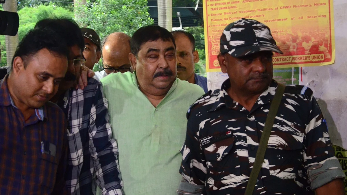 TMC leader Anubrata Mondal arrived CBI office at Nizam Palace after medical check up in Kolkata on Friday August 12,2022.(Photo: Kuntal Chakrabarty/IANS)
