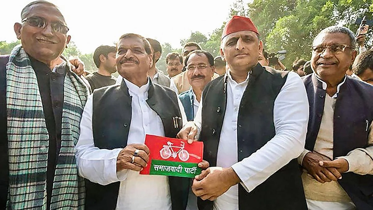 Shivpal Yadav, Swami Prasad Maurya among 14 new SP general secretaries 