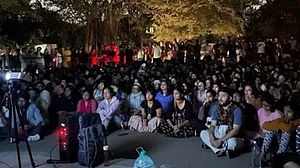 Peaceful screening of BBC documentary at Jadavpur University
