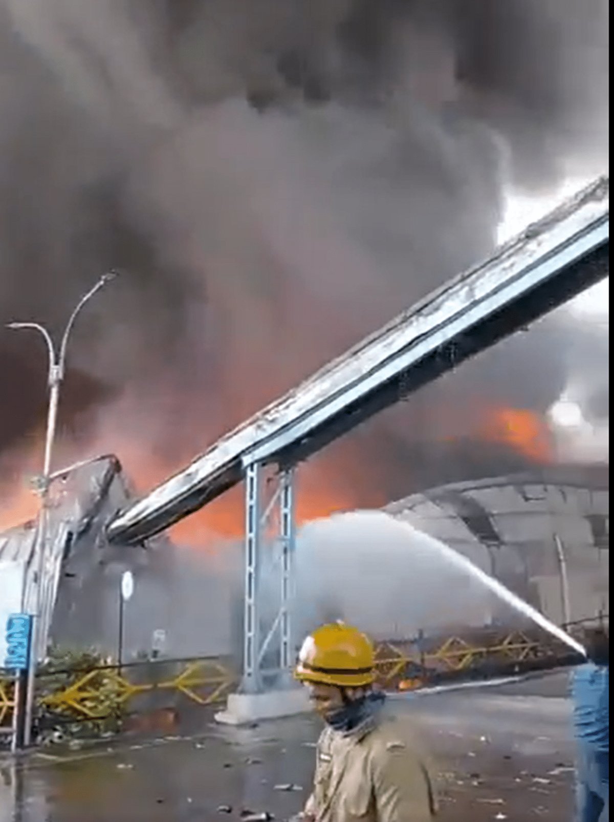 Fire in Goa paint factory: 200 people living in vicinity leave homes as thick smoke engulfs area
