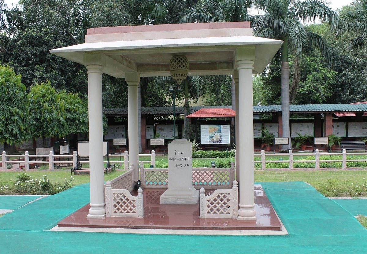 Mahatma Gandhi: Three Bullets and Sound of Silence