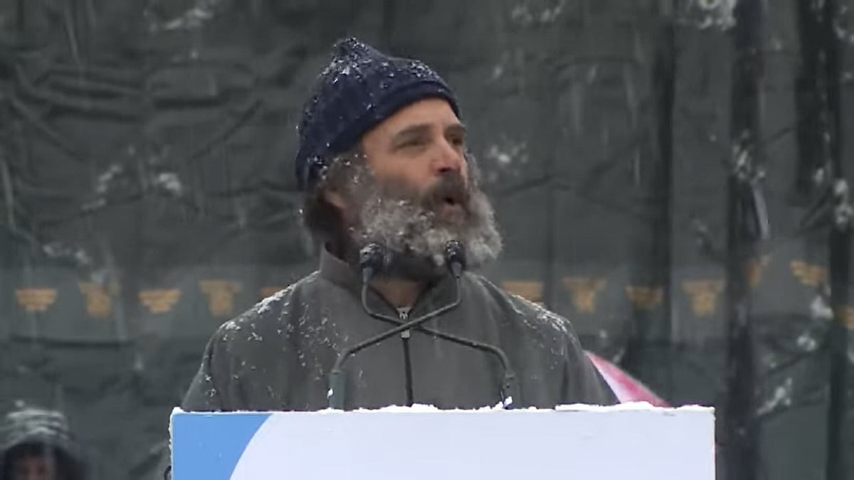Amid snowfall, Rahul Gandhi addresses rally in J-K, says inciters of violence will not understand pain