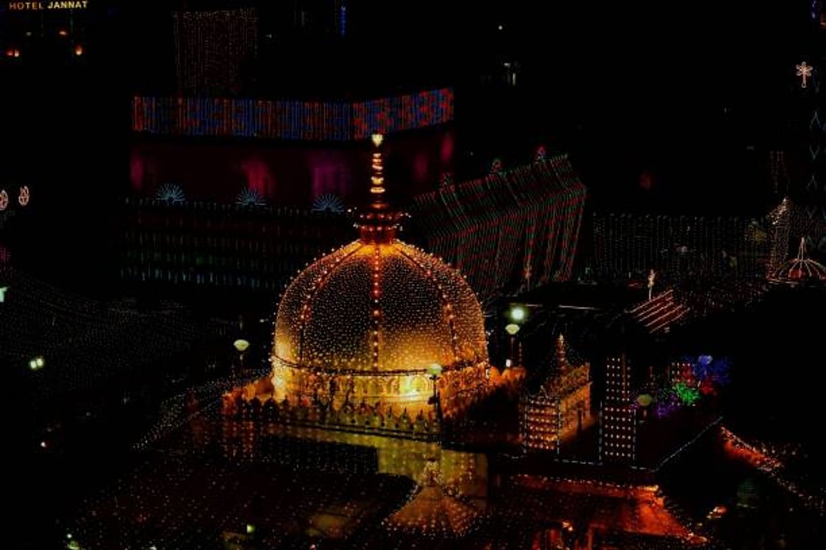India issues visa to 249 Pakistani pilgrims to visit Ajmer Sharif