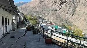 Morainic foundation, population, building pressure behind Joshimath subsidence: scientific reports