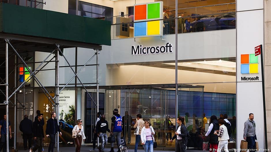 Microsoft to cut 10,000 jobs, citing economic headwinds