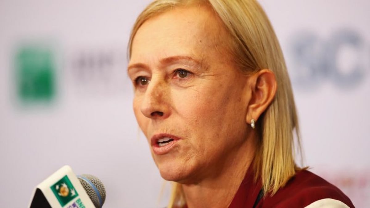 Martina Navratilova diagnosed with throat and breast cancer