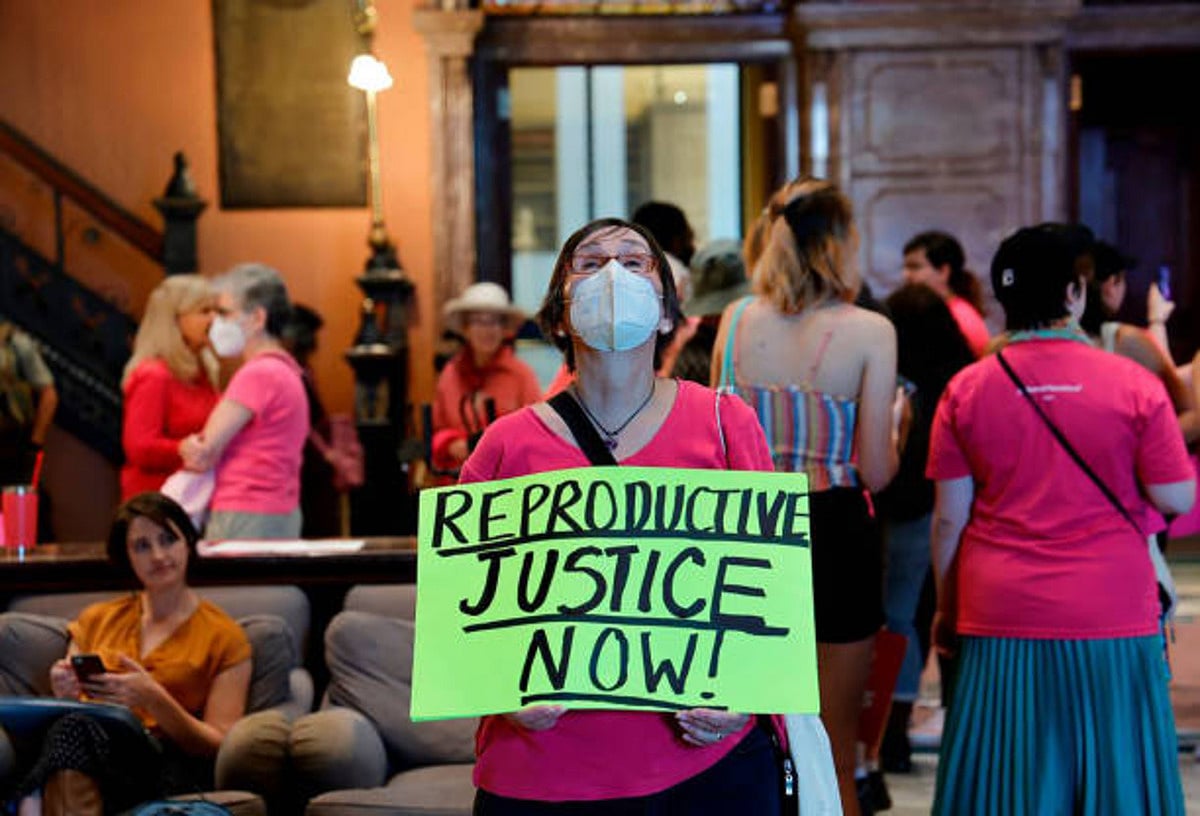 US rights groups welcome expanded access to abortion pill
