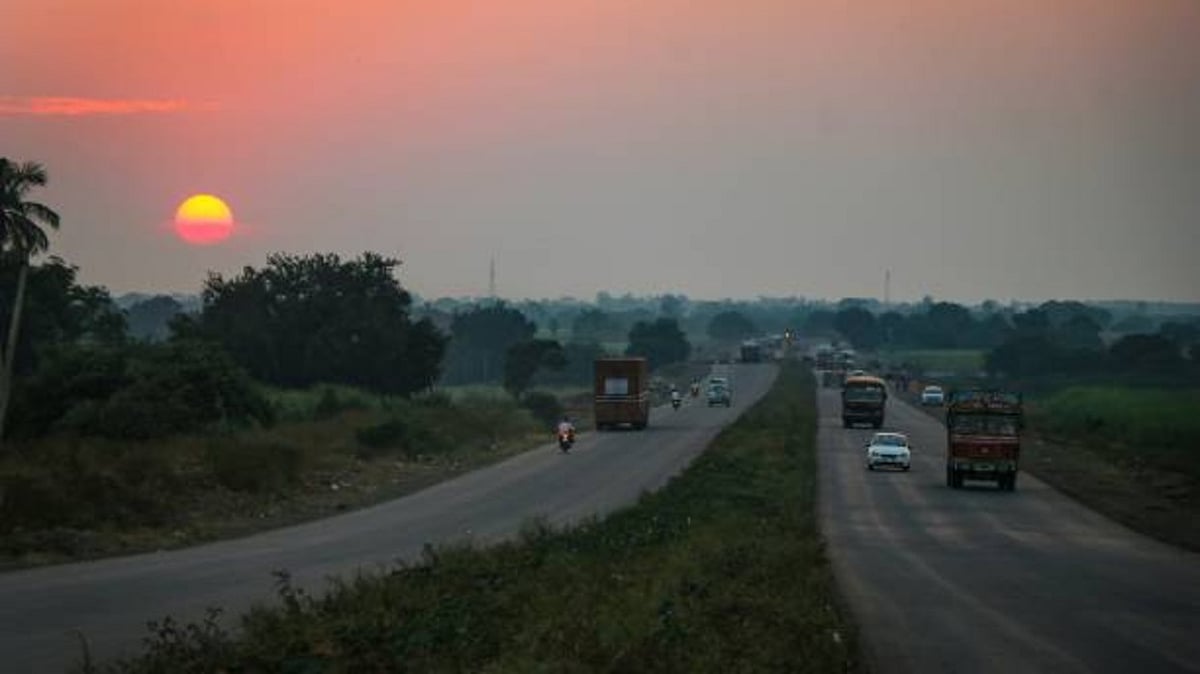 Maha: 53 passengers injured as bus overturns in Latur