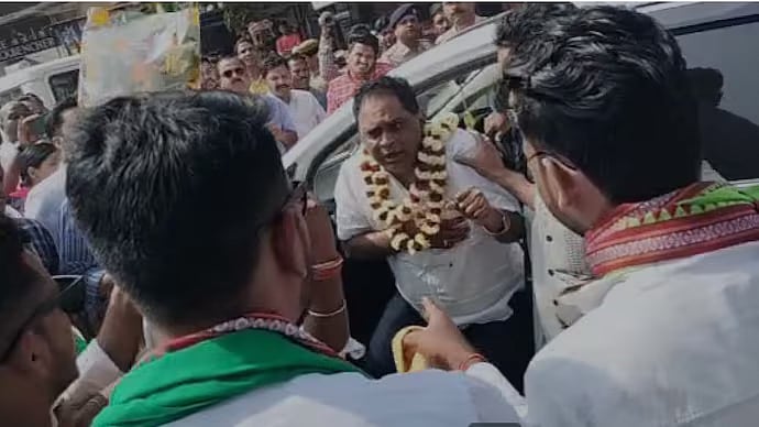 Odisha Health Minister Naba Das was shot at by an ASI today (Photo from Twitter)