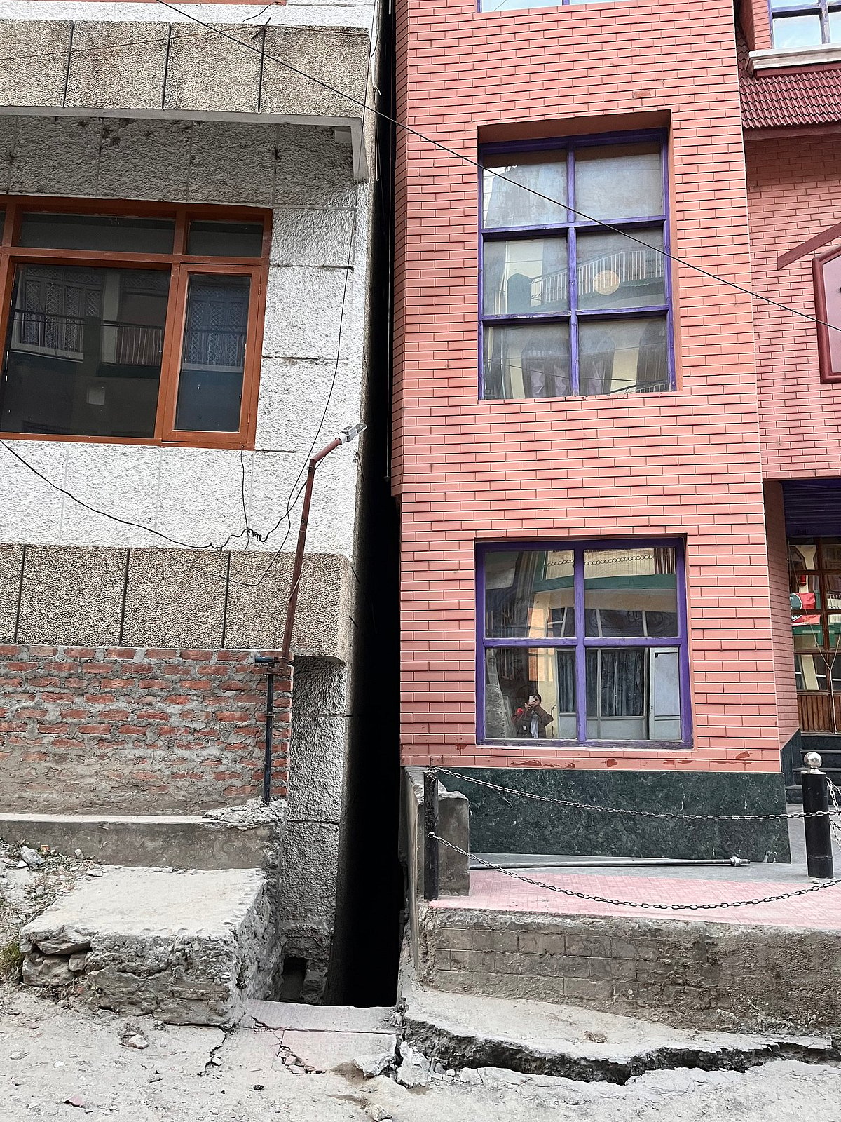 Uttarakhand HC asks state govt to formulate robust plan for subsidence-hit Joshimath