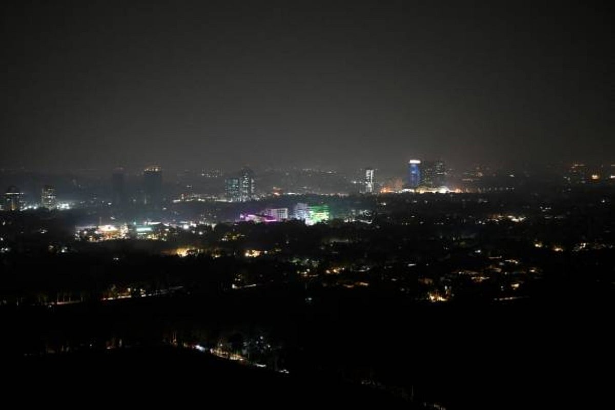 Power restored incrementally across Pakistan after nationwide outage