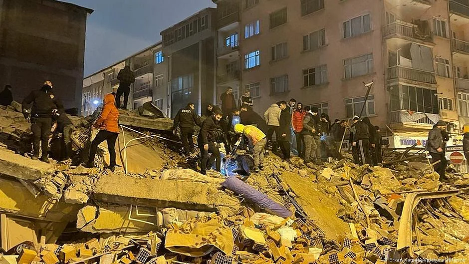 Hundreds dead in Turkey, Syria after powerful earthquake
