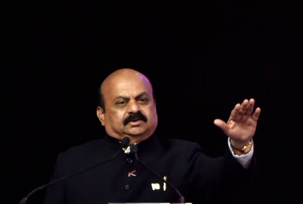Govt employees set to go on strike in Karnataka, CM attempts to assuage concerns