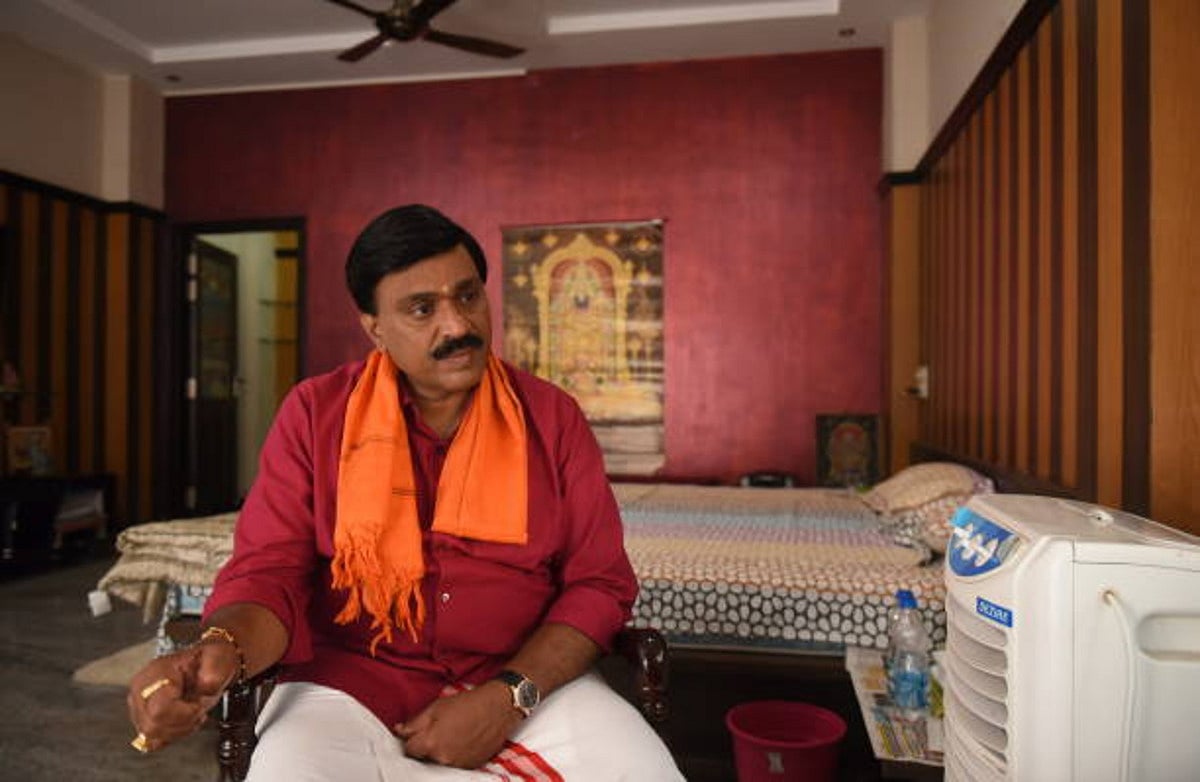Re-entry of ex-mining baron spices up poll scene in parts of Karnataka