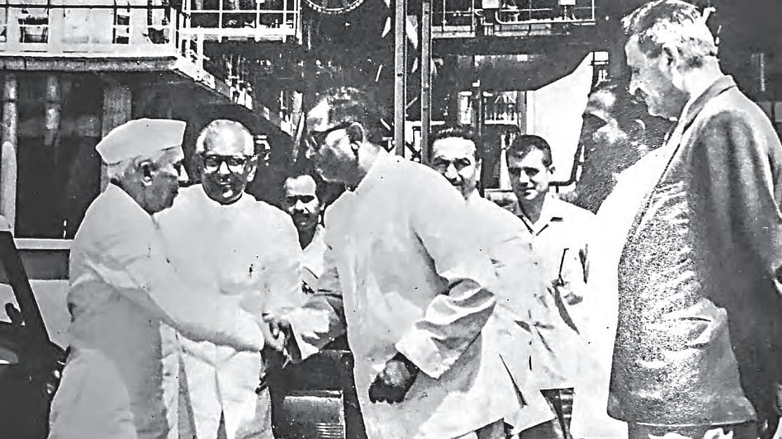 Then PM Jawaharlal Nehru inspecting the Bhilai steel plant in March 1963. Nehru’s vision of a ‘commanding heights’ perch for the public sector did not prompt him to nationalise any big business group