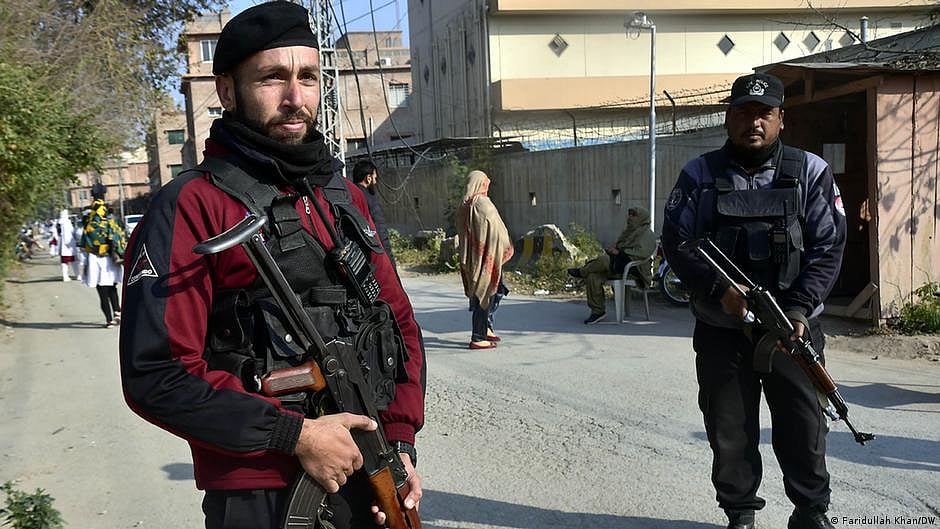 Pakistan police arrest suspects over mosque attack