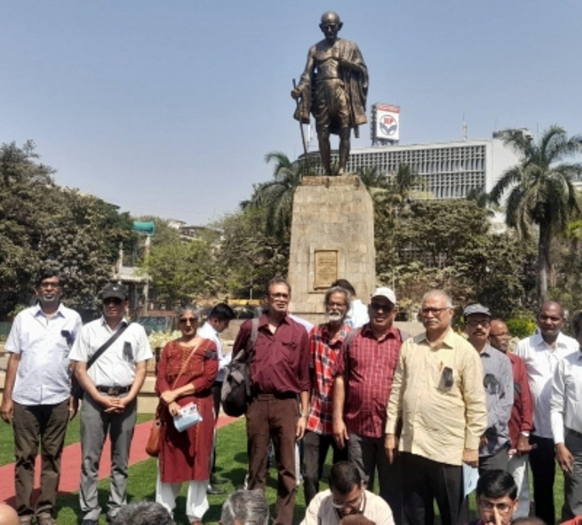 Huge protest marches in Rajapur, Mumbai against Maha scribe's 'murder'
