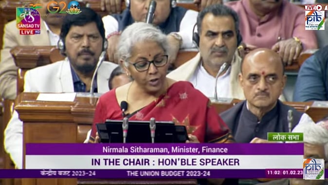 Sitharaman begins the Budget speech. 
