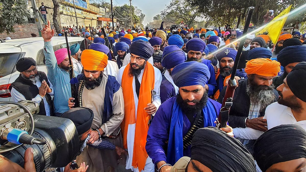 Radical preacher Amritpal Singh's close aide Papalpreet Singh arrested from Hoshiarpur