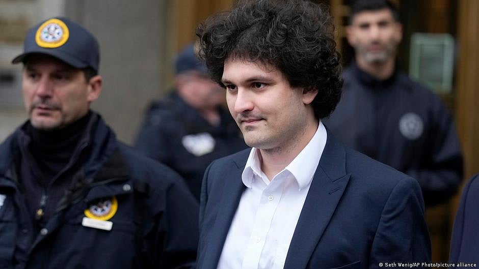 US charges FTX founder with bribing Chinese officials