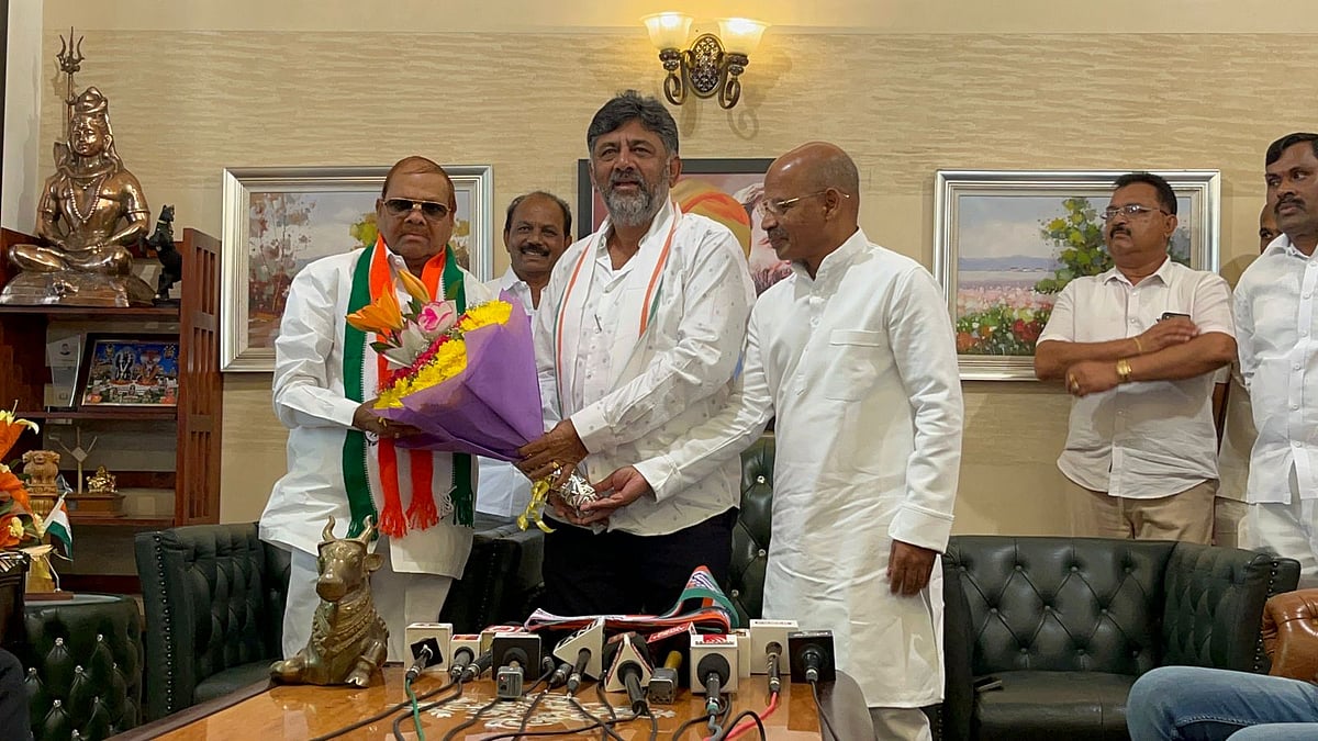 Congress admits former BJP man, who had worked to defeat AICC Prez Kharge in 2019
