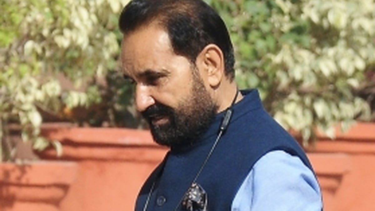 RS: Cong MP Gohil gives notice on conman arrested in Kashmir